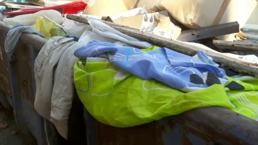 Problema colectării deșeurilor textile în România