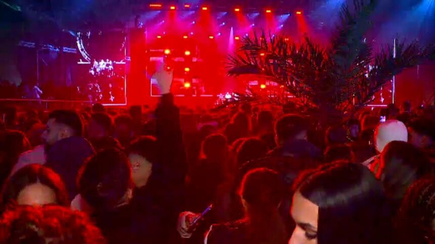 img Tinerii care au plătit 1.000 lei pentru un Revelion în club știu ce își doresc anul acesta: ”Mulți, mulți, mulți bani!”