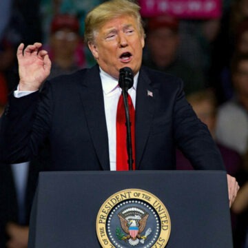 img Trump risca o condamnare pentru interferența în alegerile din 2020, dar a fost salvat de victoria sa, arată un raport