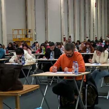 img Eliminarea examenelor de admitere la universități din România