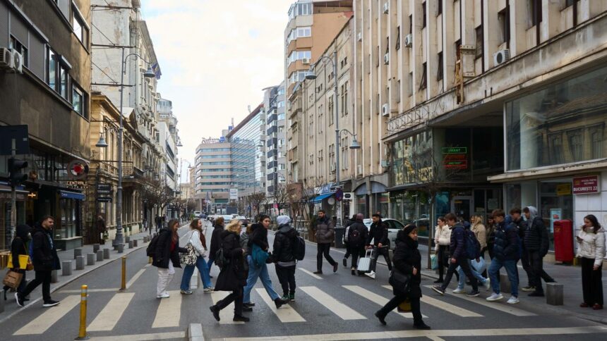 img Statul se împrumută mai scump de la populație decât băncile