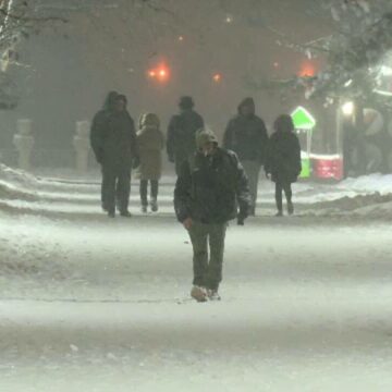 img Zăpada aduce bucurie și haos în Capitală