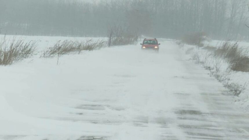 img Cum se circulă în cele 10 județe aflate sub cod galben de ninsori