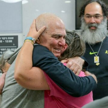 Supraviețuirea unui ostatic israelian de 80 de ani în timpul captivității