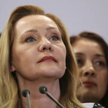 img Elena Lasconi cere oprirea listelor rușinii de pe internet