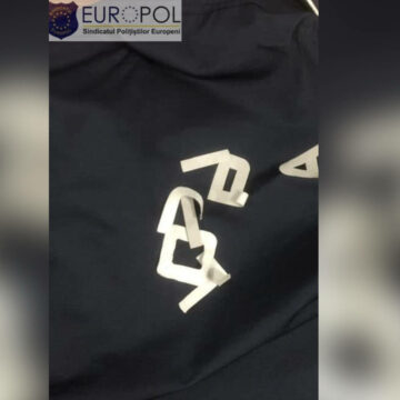 Uniformele Polițiștilor Criticate de Sindicatul Europol