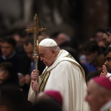 img Starea de sănătate a Papei Francisc se ameliorează ușor