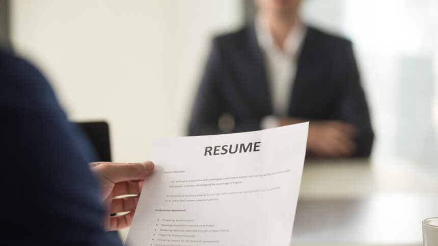 Tipuri de contracte de muncă în România și documentele necesare la angajare