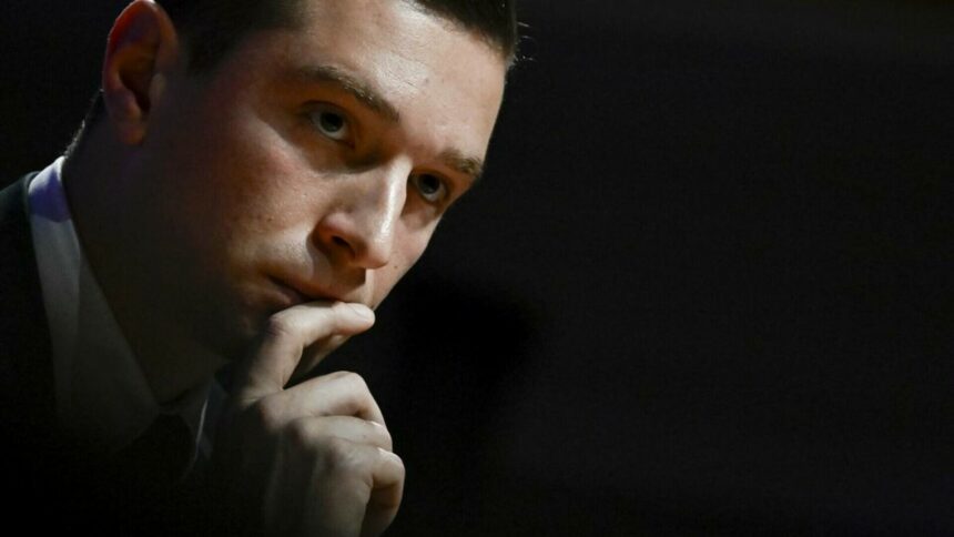 img Scandalul salutului nazist de la CPAC: Liderul extremei drepte franceze și-a anulat discursul