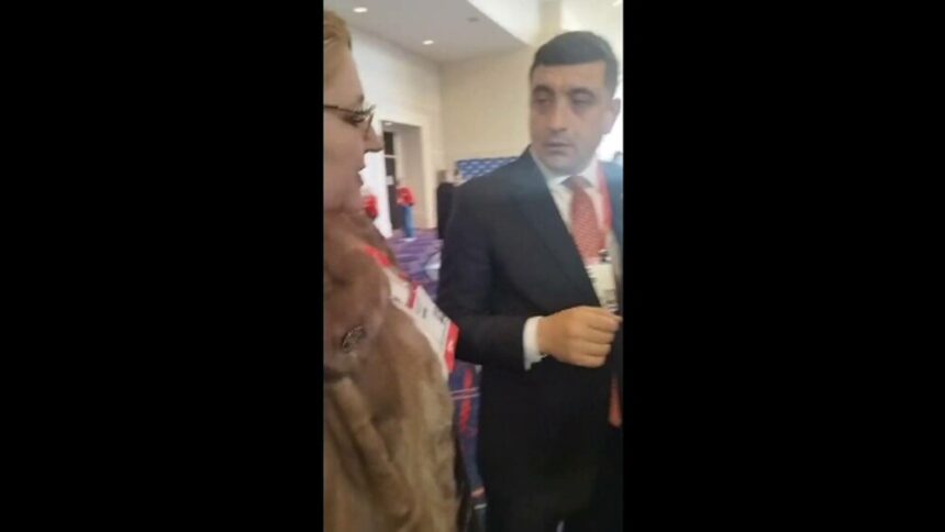 img Diana Șoșoacă și George Simion s-au certat în fața conservatorilor din toată lumea