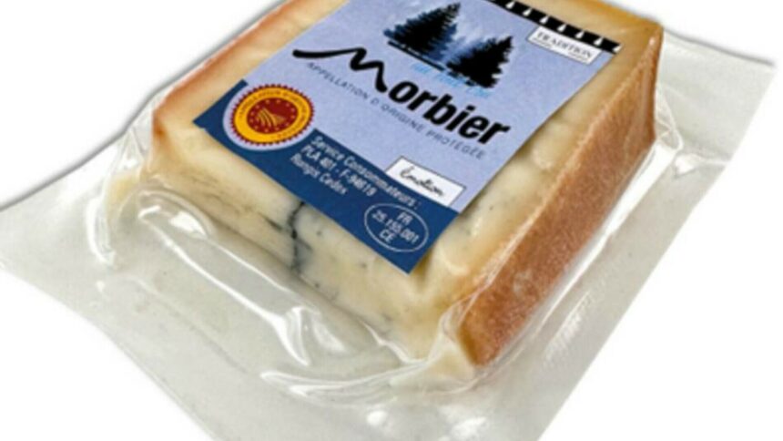 img Mega Image retrage un sortiment de brânză din cauza suspiciunii de E. Coli. Cum pot returna oamenii produsul