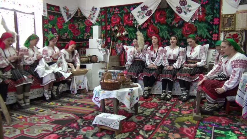 img Tinerii din Neamț păstrează vii tradițiile bunicilor la șezătoarea de Lăsatul Secului