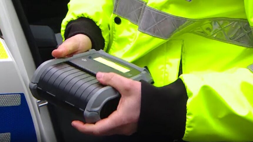 img Polițist depistat în avansată stare de ebrietate la volan în stațiunea Saturn