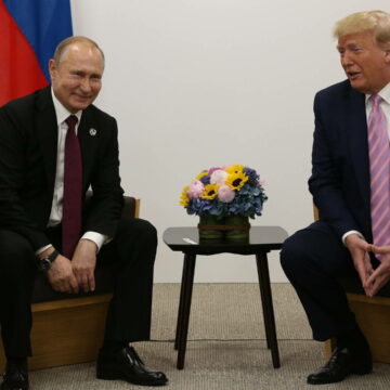 img Donald Trump negociază acorduri economice majore cu Vladimir Putin