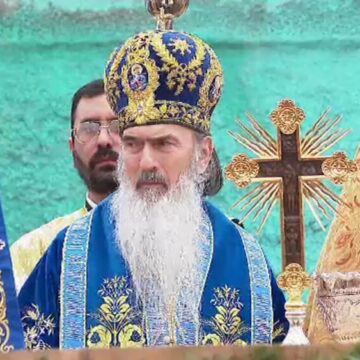 Arhiepiscopul Teodosie al Tomisului va fi judecat pentru trafic de influență alături de consilierul său