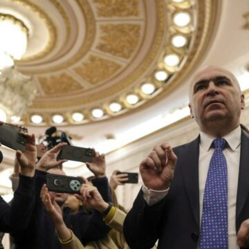 img Reorganizarea Senatului – O schimbare necesară pentru eficiență și transparență