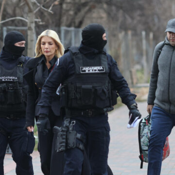 img Scandalul Nordis: Laura Vicol și Vladimir Ciorbă, reținuți după audieri maraton și percheziții