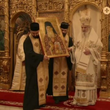 Zi istorică pentru BOR: 16 monahi și preoți din secolul 20, printre care Arsenie Boca, sunt recunoscuți oficial drept sfinți
