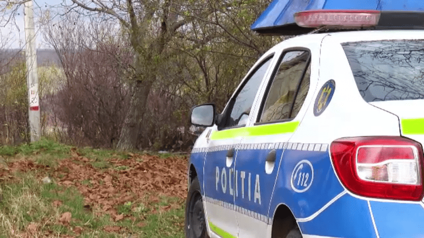 img Individ cercetat pentru omor calificat după ce a îngropat o persoană sub o stivă de lemne și i-a dat foc