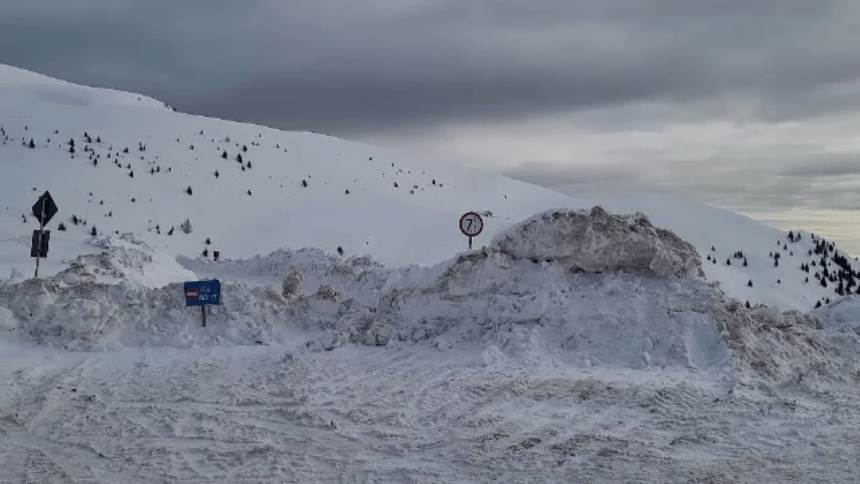 img Riscul de avalanșă în munții Bucegi