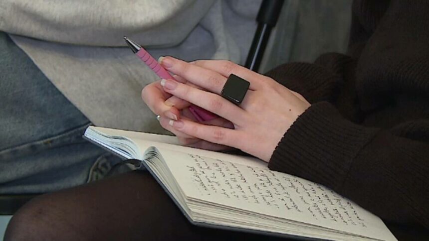 img Despre dragoste, intimitate și abuz la tinerii din ziua de azi