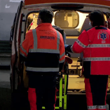 img Fata de 13 ani cazuta de la etajul patru al unui bloc din Braila