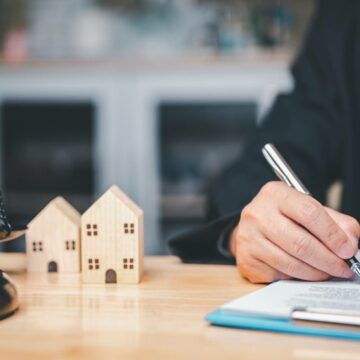 Acte de succesiune. Ce documente sunt necesare în 2025 și cât valorează taxa de succesiune. Lisa moștenitorilor legali