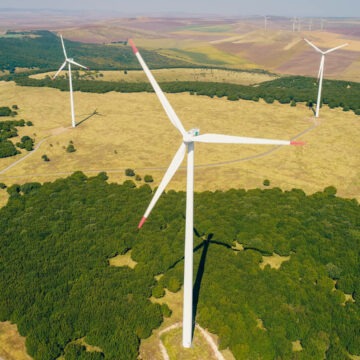 img Electrica achiziționează un parc eolian din Constanța și pregătește investiții majore în producția de energie