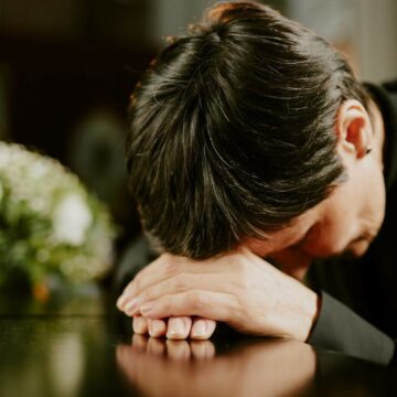 Diferenta intre ajutor de deces si ajutor de inmormantare