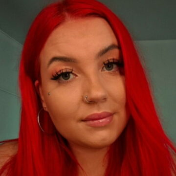 img Pericolele ignorării balonării: o poveste de viață și luptă împotriva cancerului ovarian