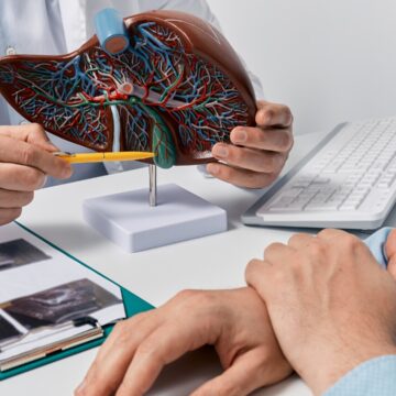 img Virusurile hepatitice, alcoolul și ficatul gras, factori ascunși ai cancerului de ficat. Cum putem preveni boala