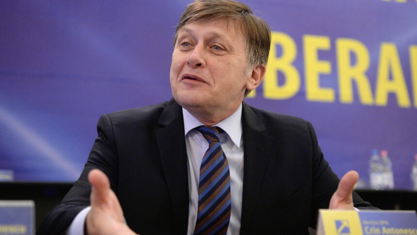 img Potențiala implicare a soției lui Crin Antonescu în calitate de primă doamnă