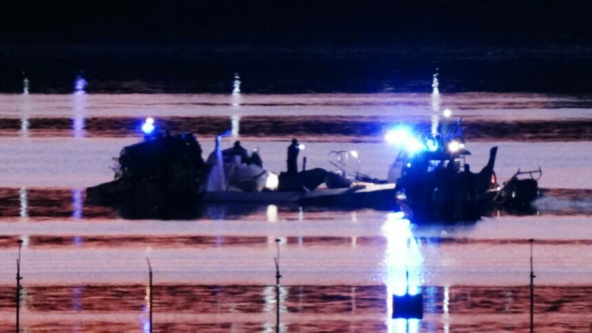 img Identitatea celui de-al treilea militar din echipajul elicopterului prăbușit la Washington a fost făcută publică