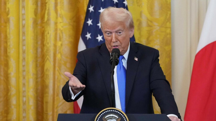 img Donald Trump citează din Napoleon: „Cel care îşi salvează ţara nu încalcă nicio lege”