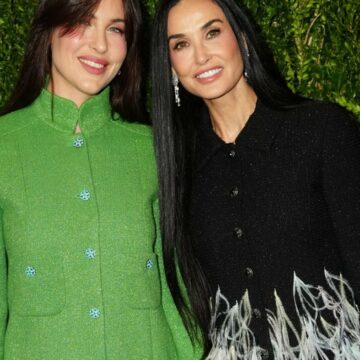 img Demi Moore și fiica sa, Scout Willis, strălucesc la un eveniment exclusivist din Londra