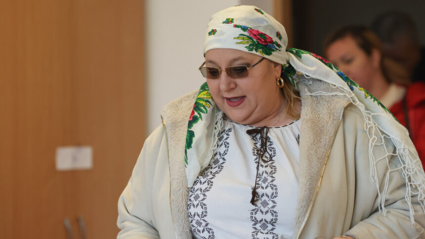 img Diana Șoșoacă, vizată de un denunț penal pentru promovarea cultului lui Ceaușescu în plenul Parlamentului European