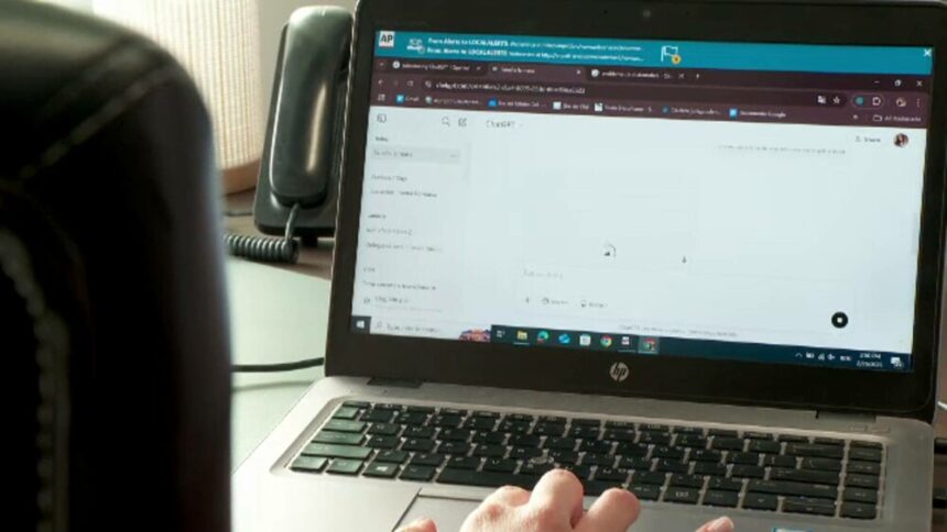 Tinerii români, lideri în Europa la utilizarea inteligenței artificiale