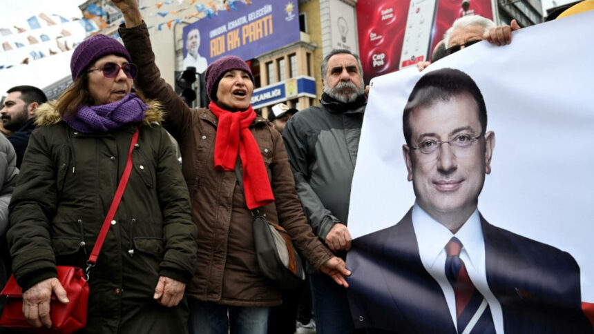 img Arestarea primarului Istanbulului, rivalul lui Erdogan, declanșează proteste și acuzații de lovitură de stat în Turcia