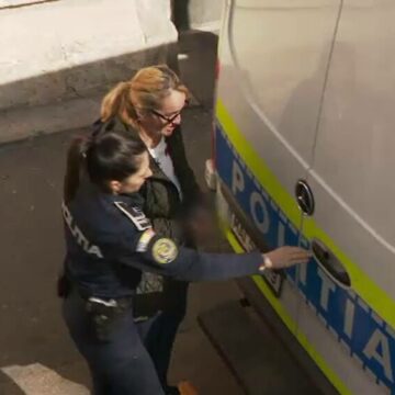 img Româncă din Viena, patroană de cluburi de fotbal, arestată la București