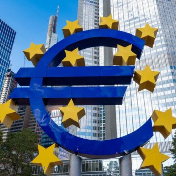 Uniunea Europeană se confruntă cu provocarea de a atrage mai mulți bani pentru viitorul său