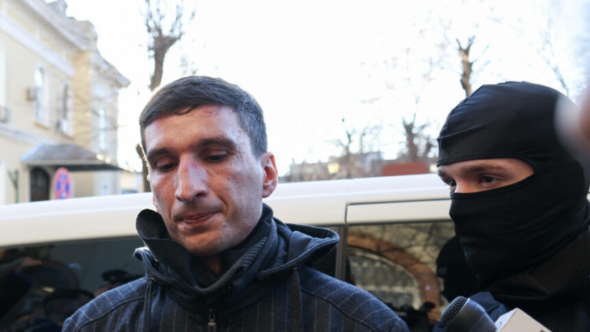 img Scandalul finanțării campaniei electorale pe TikTok: Bogdan Peșchir, acuzat de corupere a alegătorilor