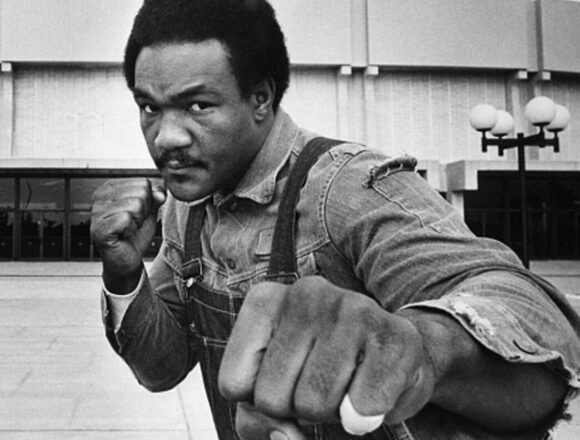 George Foreman – Campionul care a înfruntat legenda Muhammad Ali
