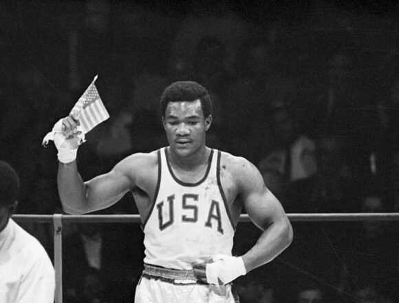 George Foreman, legenda boxului la categoria grea, a murit la 76 de ani