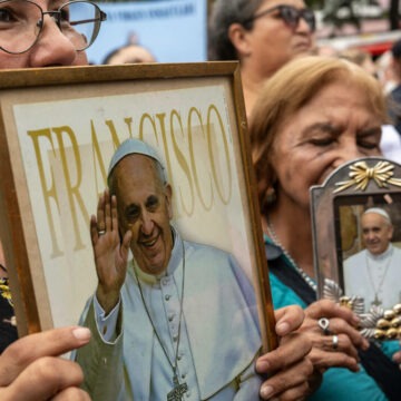 img Papa Francisc va apărea în public după cinci săptămâni de spitalizare
