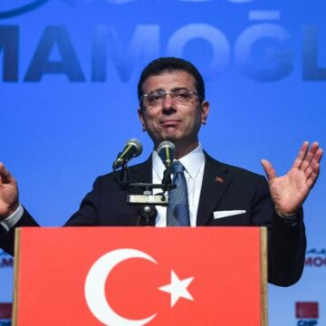 img Scandalul demiterii și închisorii primarului Istanbulului