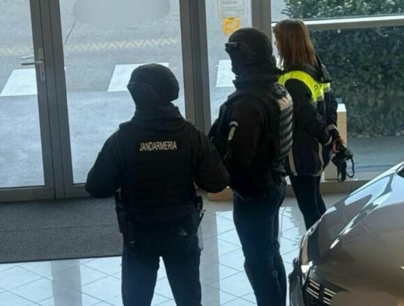 Percheziții în Argeș și Vâlcea în dosarul privind finanțarea ilegală a campaniei electorale a lui Călin Georgescu