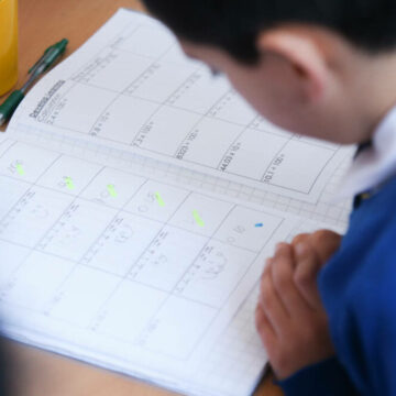 img Sancțiuni pentru absențele școlare în România și în străinătate