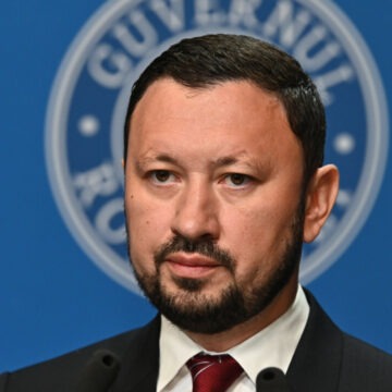 img Problemele din contractul colectiv de muncă de la Romsilva, analizate de Mircea Fechet