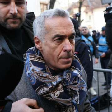 img Conspirații și manipulări în politica românească – opinia unui istoric