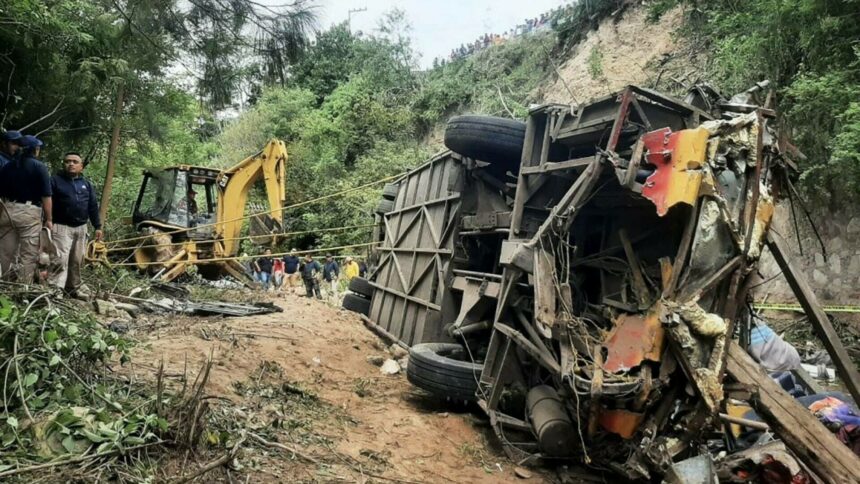 img Accidente rutiere cu zeci de victime în Mexic